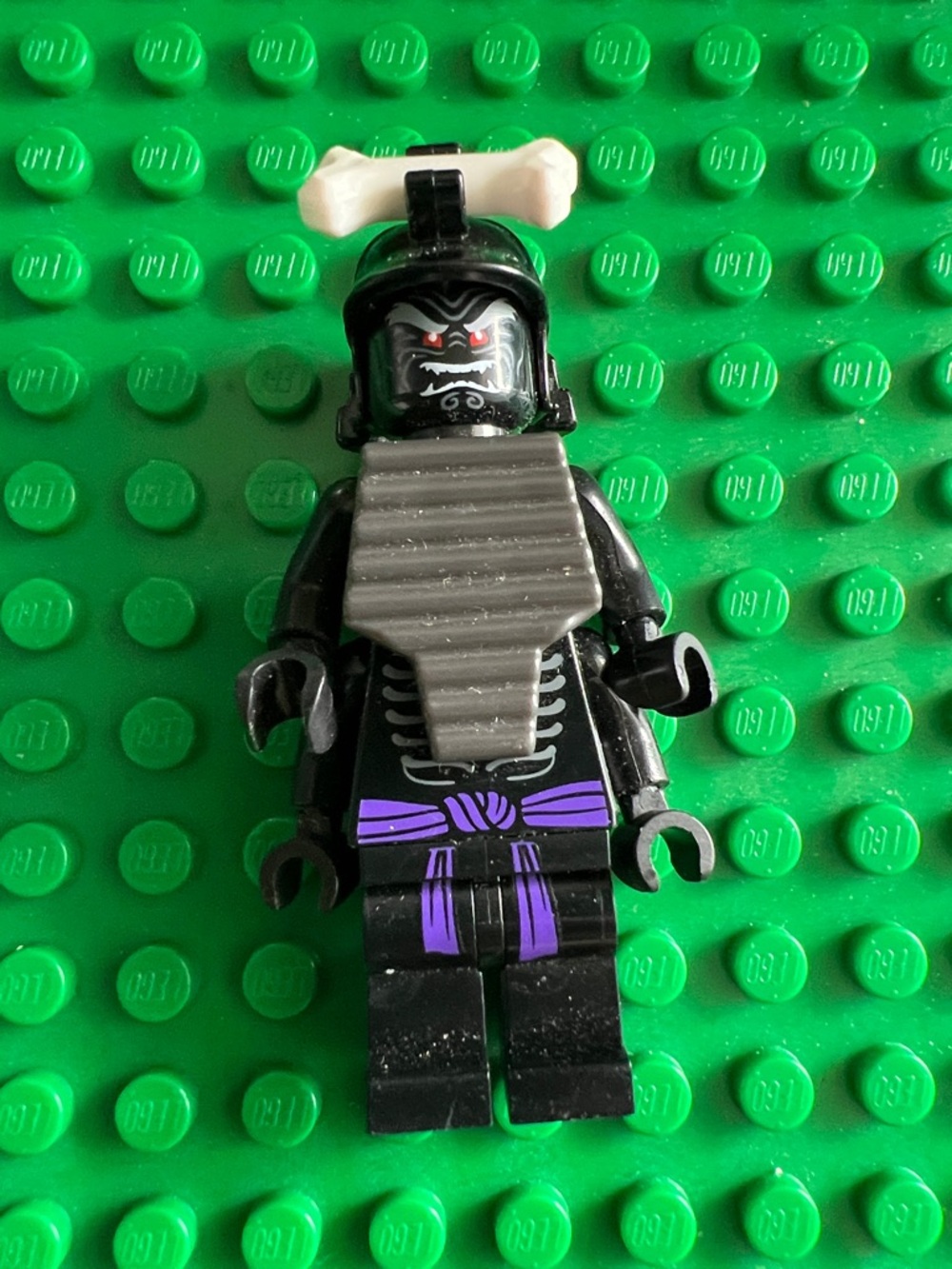 Lego Minifigure Lord Garmadon Set 9446 9450
